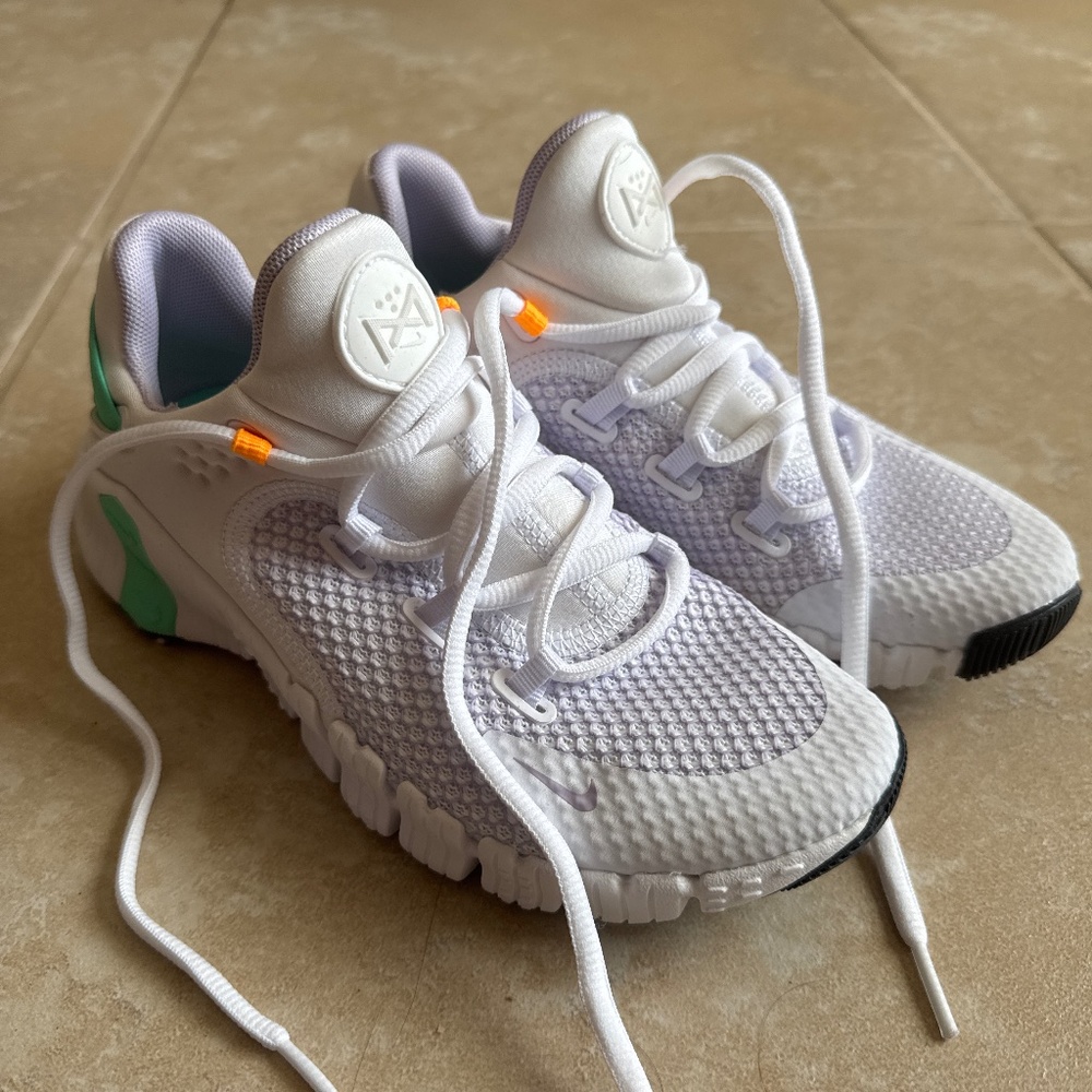 NIKE FREE METCON 4